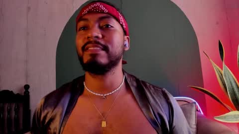 Noah online show from January 31, 6:47 pm