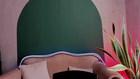 Noah online show from February 3, 10:11 pm