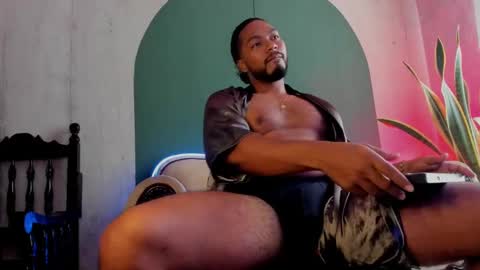 Noah online show from February 4, 10:02 pm