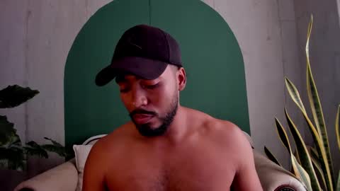 Noah online show from November 15, 4:58 pm