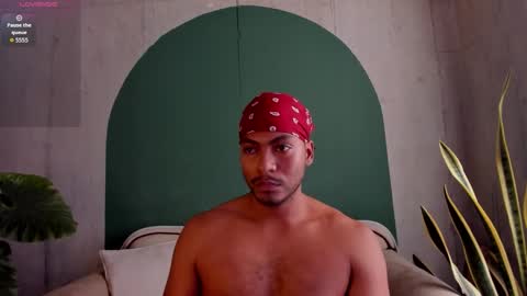 Noah online show from November 30, 3:49 pm