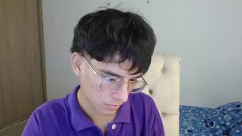 Snapshot of noah_millerx_ chatting on June 23, 10:41 pm noah online show from June 23, 10:41 pm