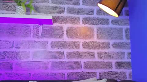 Snapshot of noah_ricci_ chatting on March 9, 12:09 pm online show from March 9, 12:09 pm