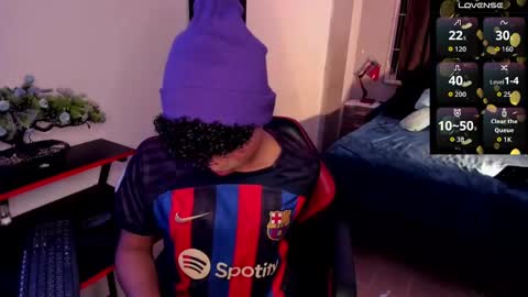 noah_smith04 online show from September 26, 7:12 am