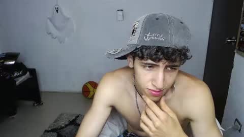 Snapshot of noah_sokolov_ chatting on July 28, 6:20 pm Kervs online show from July 28, 6:20 pm