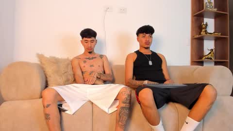 noahdaviss online show from March 14, 12:06 am