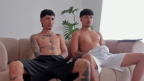 noahdaviss online show from June 16, 6:54 pm