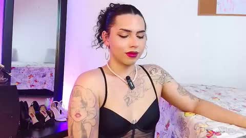 noahmonroe_11 online show from December 16, 8:36 pm