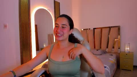 NOA MALAK online show from March 10, 1:38 pm