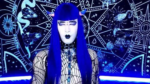 caroline online show from December 16, 2:38 am