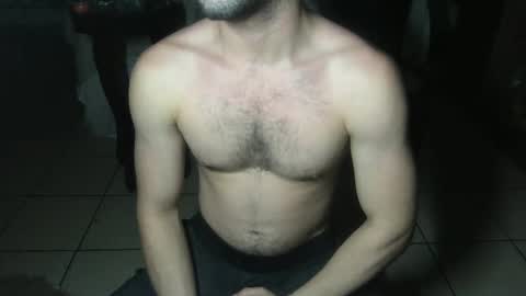 nobudget06 online show from January 10, 2:25 am