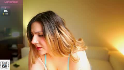 Thea online show from September 12, 8:09 pm