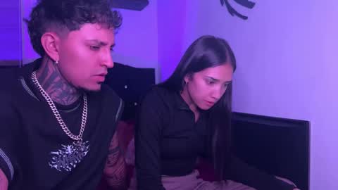 Jean Y Isa online show from March 4, 4:07 am