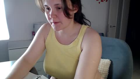 nodarell online show from July 16, 9:32 pm