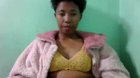 Snapshot of noella711128 chatting on October 6, 6:33 am noella711128 online show from October 6, 6:33 am