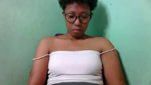 Snapshot of noella711128 chatting on October 14, 8:15 am noella711128 online show from October 14, 8:15 am