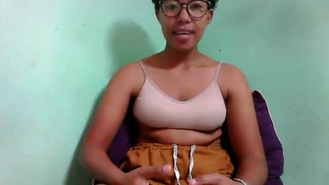 Snapshot of noella711128 chatting on November 1, 5:09 am noella711128 online show from November 1, 5:09 am