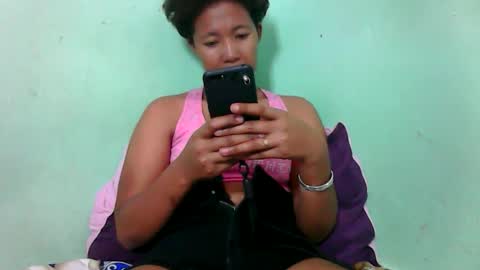 Snapshot of noella711128 chatting on November 6, 7:53 am noella711128 online show from November 6, 7:53 am