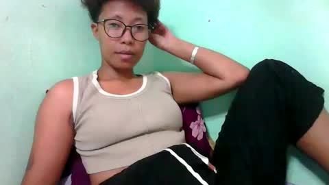 noellah online show from October 10, 9:30 am