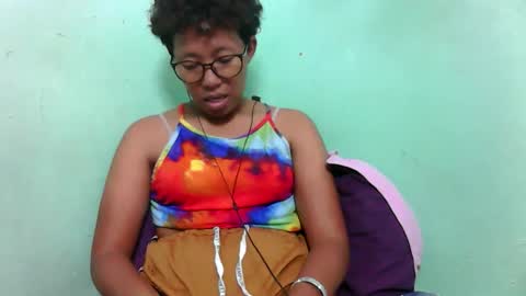 noellah online show from November 11, 6:35 am