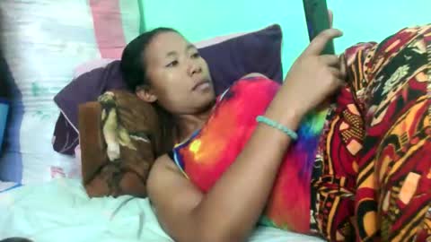 noellah online show from February 28, 8:04 am