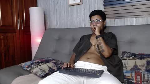 Snapshot of noha__scott chatting on March 10, 2:22 pm noha online show from March 10, 2:22 pm