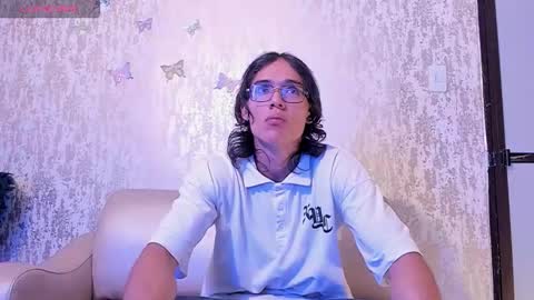 Snapshot of noha_castellano chatting on March 23, 12:31 pm online show from March 23, 12:31 pm