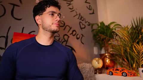 kevin online show from October 1, 10:49 pm