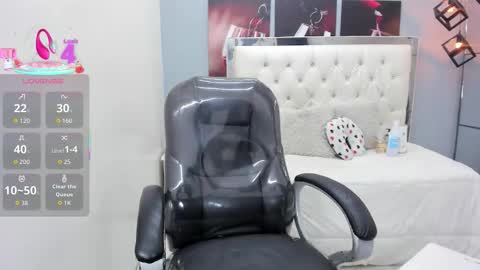 Noha Scott online show from March 14, 10:59 pm