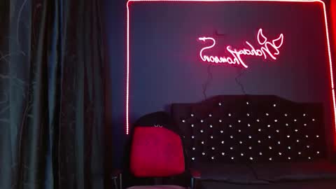 Noha Thomson online show from January 15, 1:10 am