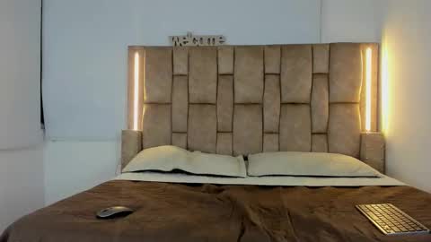 Snapshot of noir_sebas chatting on March 21, 4:39 am Sebas online show from March 21, 4:39 am