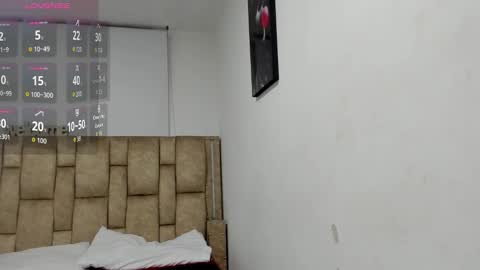 Snapshot of noir_sebas chatting on March 29, 3:39 am Sebas online show from March 29, 3:39 am