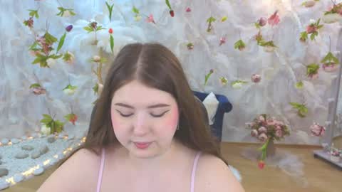 noirwhisper online show from June 14, 6:21 pm