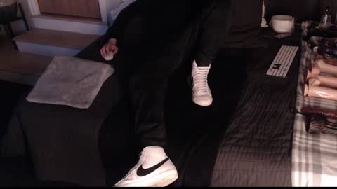 Snapshot of nojoke22 chatting on December 20, 10:11 am Nojoke online show from December 20, 10:11 am