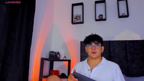 Nolan  online show from October 19, 2:45 am