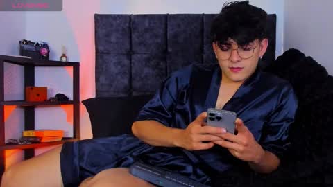 Nolan  online show from October 20, 12:44 am