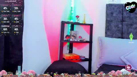 Nolan  online show from December 17, 6:47 pm