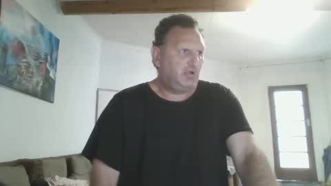 Nollie online show from February 18, 11:00 am