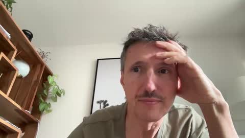 Snapshot of nolo34 chatting on February 17, 3:29 pm nolo34 online show from February 17, 3:29 pm