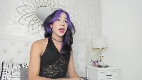 nomi lu online show from February 10, 3:43 am