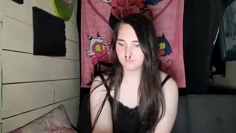 Snapshot of nonbinarybeauty20 chatting on May 14, 5:58 am nonbinarybeauty20 online show from May 14, 5:58 am