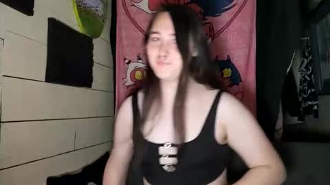 Snapshot of nonbinarybeauty20 chatting on June 4, 9:48 am nonbinarybeauty20 online show from June 4, 9:48 am