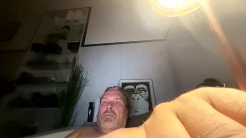 Snapshot of nonsequiture chatting on December 14, 8:46 pm Ralle online show from December 14, 8:46 pm