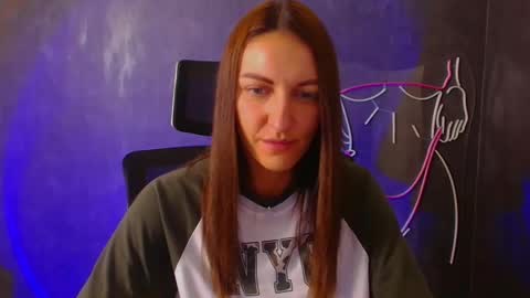 Nora online show from September 10, 9:59 pm