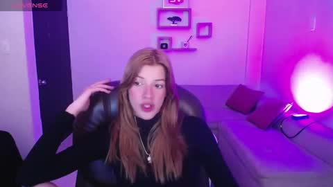 Nora online show from January 29, 7:53 pm