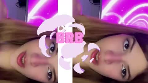 Snapshot of nora_vennucci chatting on February 17, 7:31 pm Nora online show from February 17, 7:31 pm