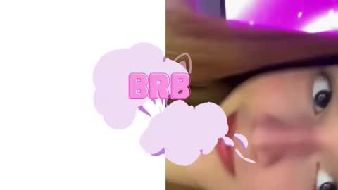 Snapshot of nora_vennucci chatting on March 7, 7:44 pm Nora online show from March 7, 7:44 pm