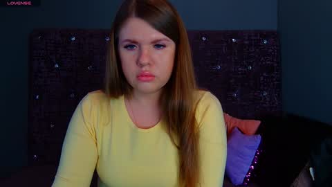 Snapshot of norabigas chatting on December 23, 11:39 pm Nora online show from December 23, 11:39 pm