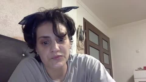 norablues online show from August 1, 3:17 am