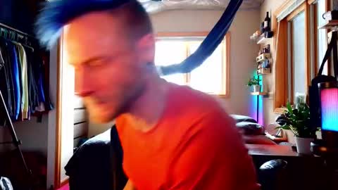 Snapshot of nordicenergy chatting on February 20, 8:31 pm NordicEnergy online show from February 20, 8:31 pm